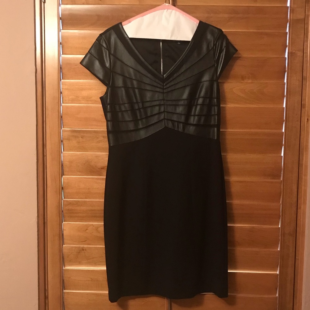 Gianni Bini black dress